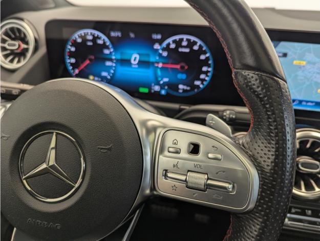 MERCEDES-BENZ GLA 250 e AMG Line  