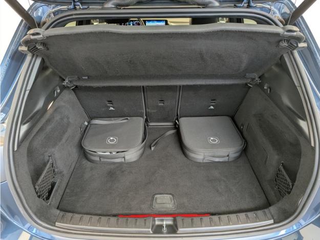 MERCEDES-BENZ GLA 250 e Progressive Line  