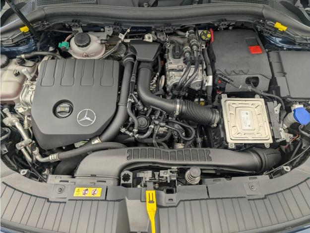 MERCEDES-BENZ GLA 250 e Progressive Line  