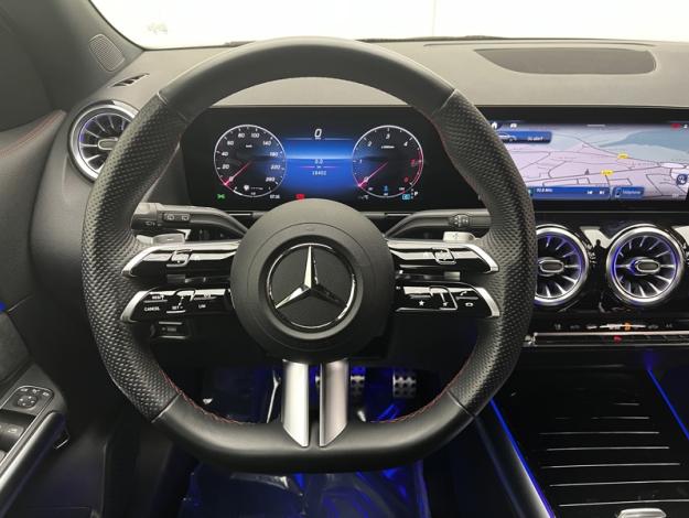 MERCEDES-BENZ GLA 200 d AMG Line  