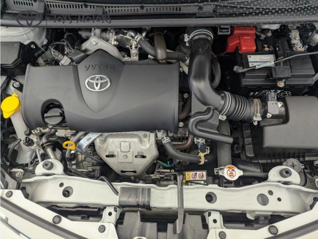 TOYOTA Yaris 110 VVT-i Design  