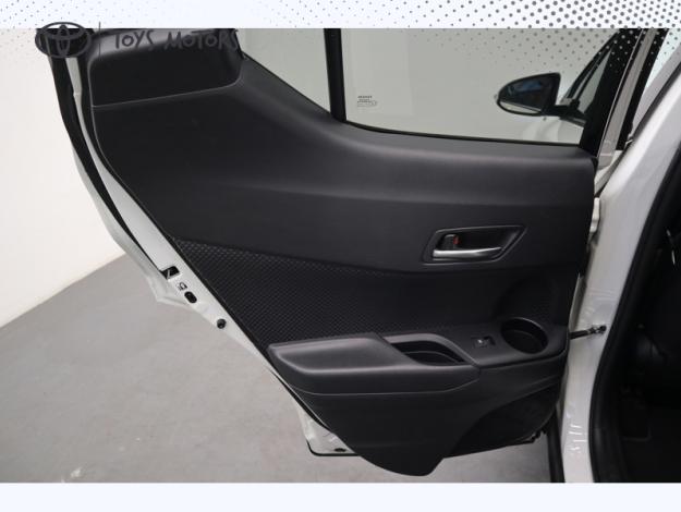 TOYOTA C-HR 122h Graphic RC18  