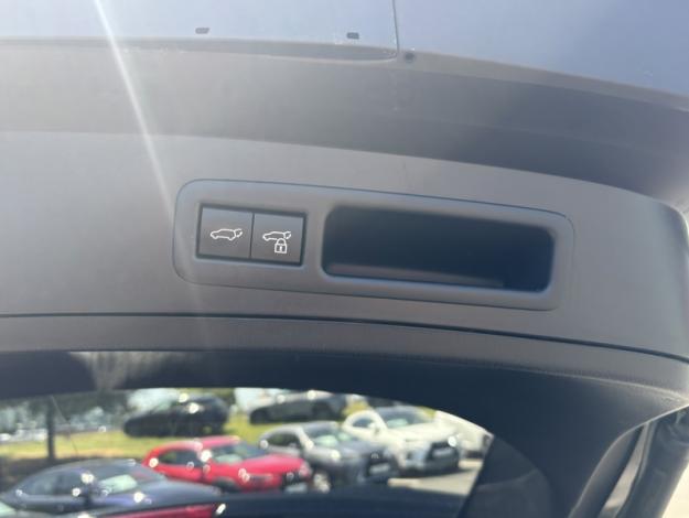 LEXUS UX 250H 2WD F SPORT / Pack Techno MY22  