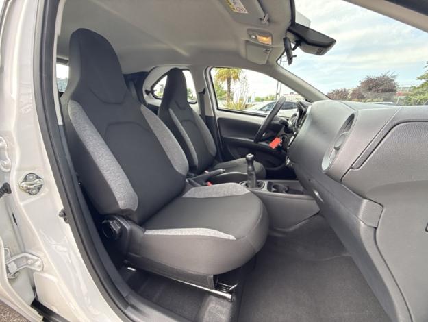 TOYOTA Aygo X 1.0 VVT-i 72 Dynamic   