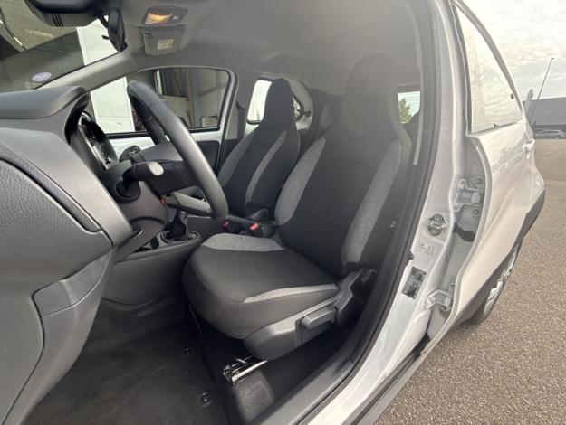 TOYOTA Aygo X 1.0 VVT-i 72 Dynamic   
