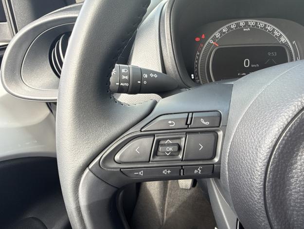 TOYOTA Aygo X 1.0 VVT-i 72 Dynamic   