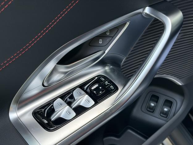 MERCEDES-BENZ GLC SUV GLC 400 4MATIC avec technologie EQ AMG Line  GLC 400 4M avec technologie EQ AMG Line