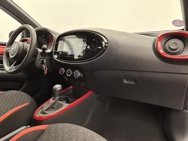 TOYOTA Aygo X 1.0 S-CVT 72 Design   