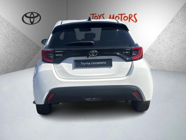 TOYOTA Yaris 116h Design  