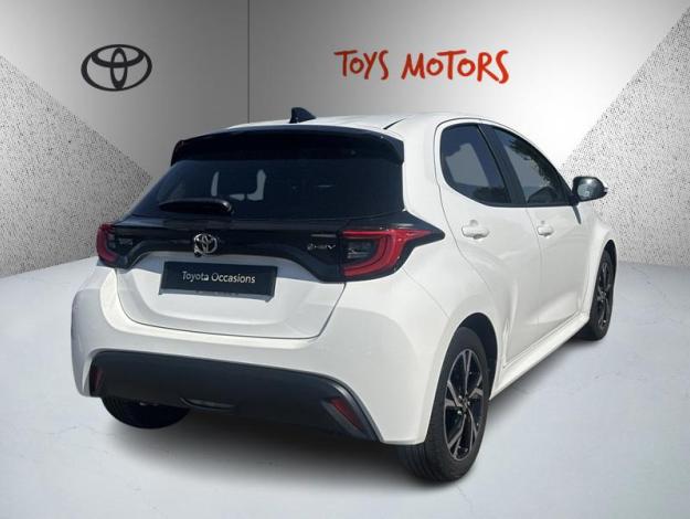 TOYOTA Yaris 116h Design  