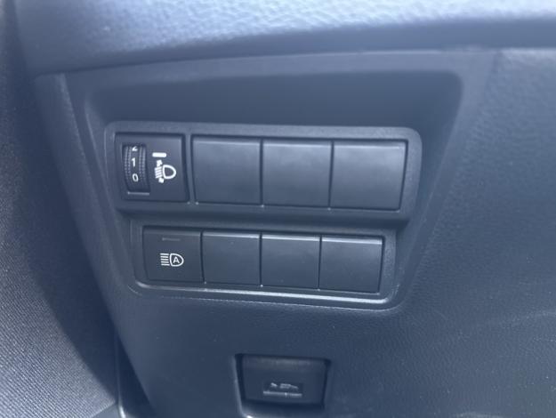 TOYOTA Yaris 116h Design  