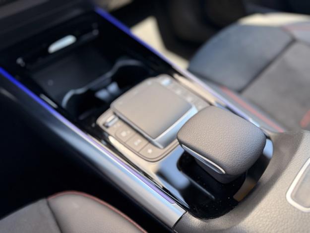 MERCEDES-BENZ Classe B 180 d AMG Line Edition  