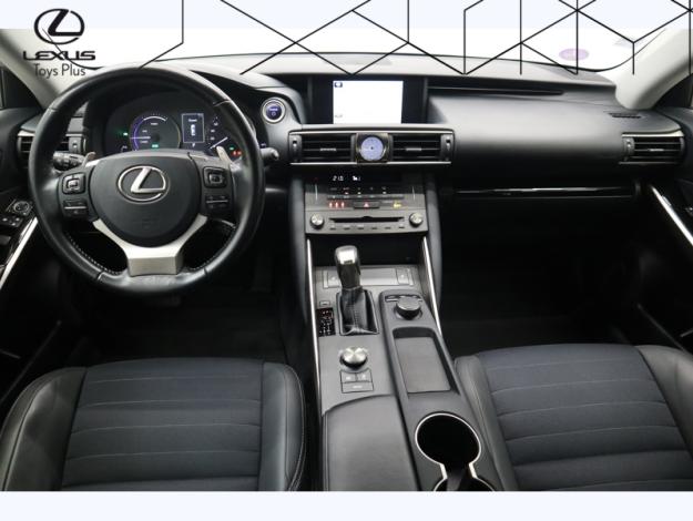 LEXUS IS 300h  