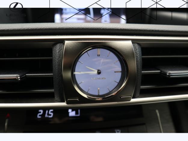 LEXUS IS 300h  
