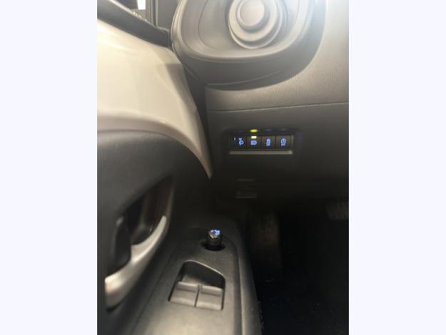 TOYOTA Aygo X 1.0 VVT-i 72 Dynamic   