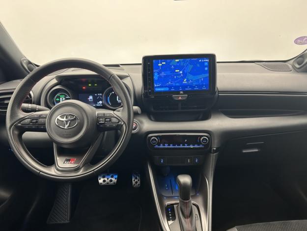 TOYOTA Yaris 116h GR SPORT  