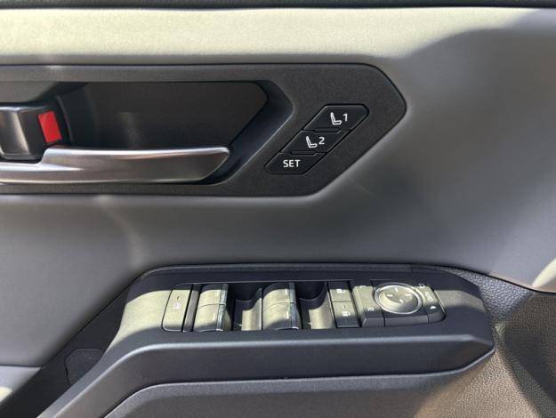 TOYOTA RAV4 Hybride 2WD 185ch Lounge NG  RAV4 HYBRID 183CH 2WD LOUNGE