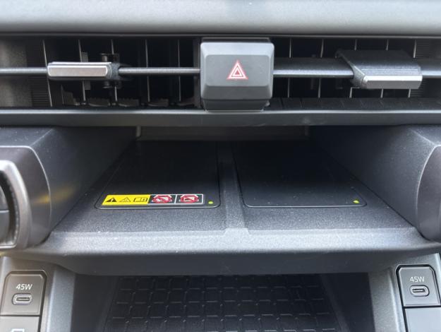 TOYOTA RAV4 Hybride 2WD 185ch Lounge NG  RAV4 HYBRID 183CH 2WD LOUNGE
