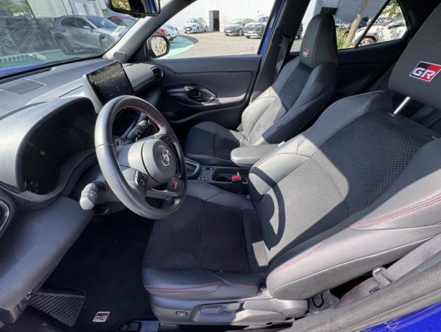 TOYOTA Yaris Cross 1.5 HYBRID 116H GR SPORT AUTO  