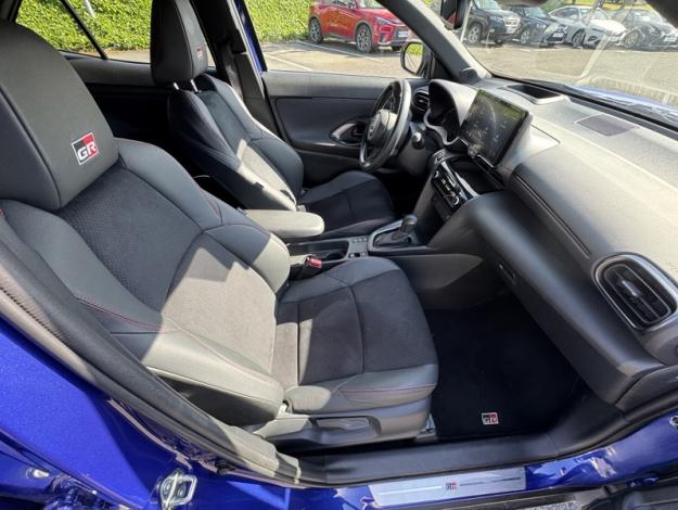 TOYOTA Yaris Cross 1.5 HYBRID 116H GR SPORT AUTO  