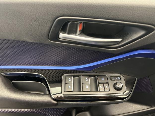 TOYOTA C-HR 1.8 HYBRIDE 122 GRAPHIC   PACK TECHNO