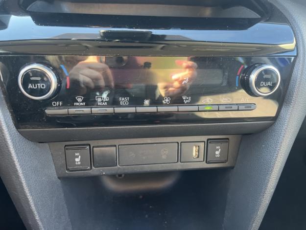 TOYOTA Yaris Cross 116H COLLECTION   