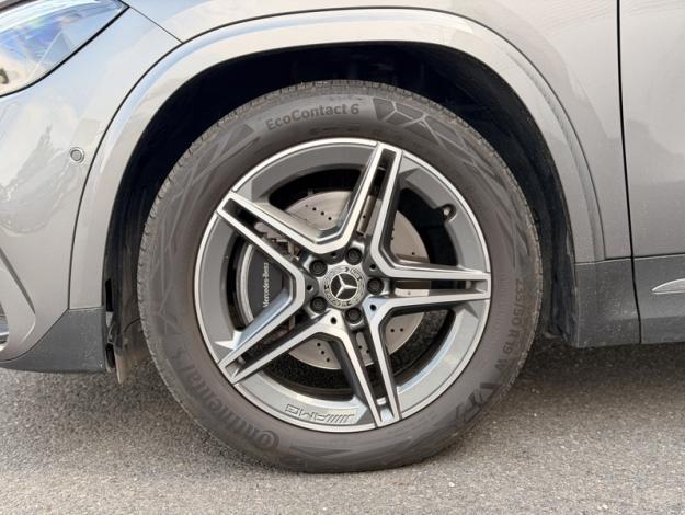 MERCEDES-BENZ GLA 200 d AMG Line  