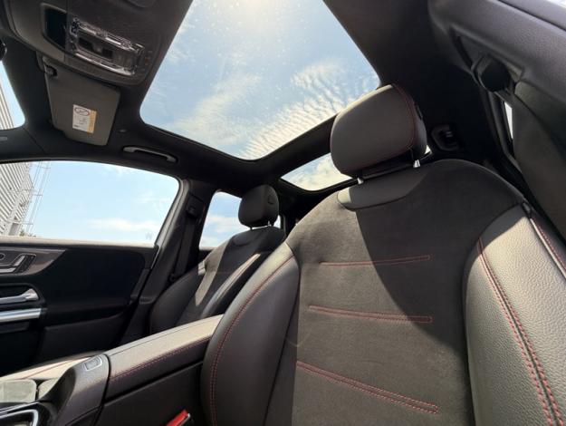MERCEDES-BENZ GLA 220 d 4MATIC AMG Line  