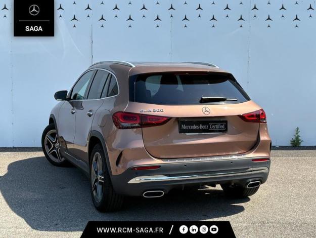 MERCEDES-BENZ GLA 200 AMG Line  