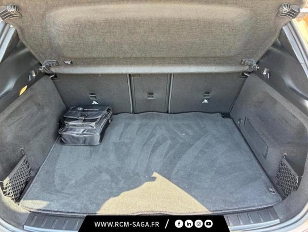 MERCEDES-BENZ GLA 200 AMG Line  