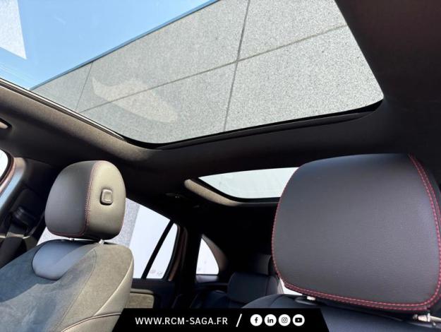 MERCEDES-BENZ GLA 200 AMG Line  