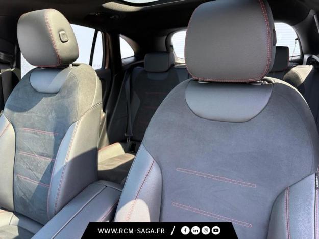 MERCEDES-BENZ GLA 200 AMG Line  