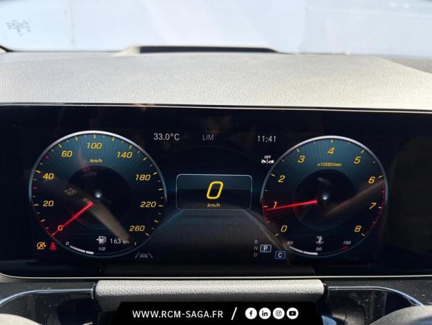 MERCEDES-BENZ GLA 200 AMG Line  