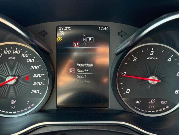 MERCEDES-BENZ C 220 d Coupé AMG Toit Pano  