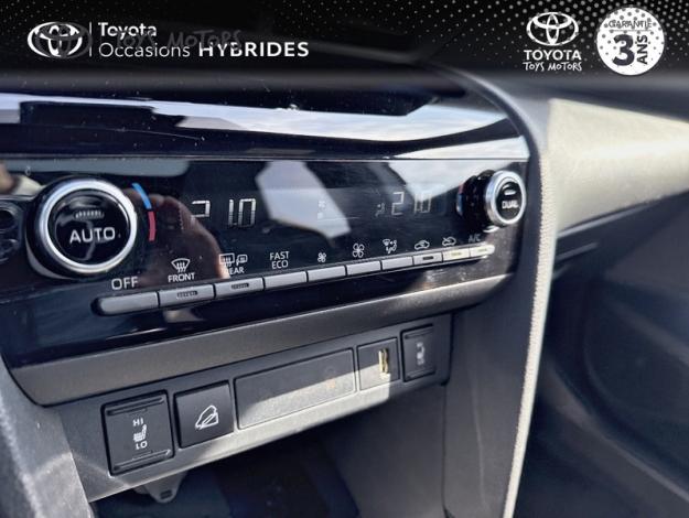 TOYOTA Yaris Cross 1.5 HYBRID 116H TRAIL AWD PANO TECH  