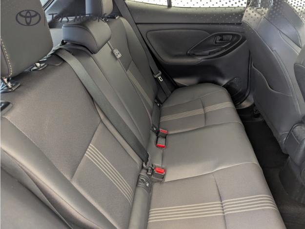 TOYOTA Yaris Cross 1.5 HYBRID 116H TRAIL AWD PANO TECH  