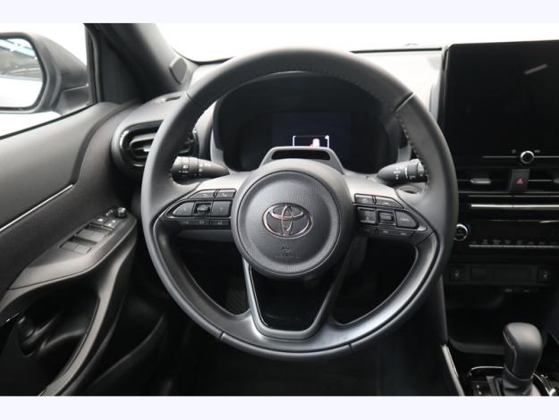 TOYOTA Yaris Cross Hybrid 2WD Design   