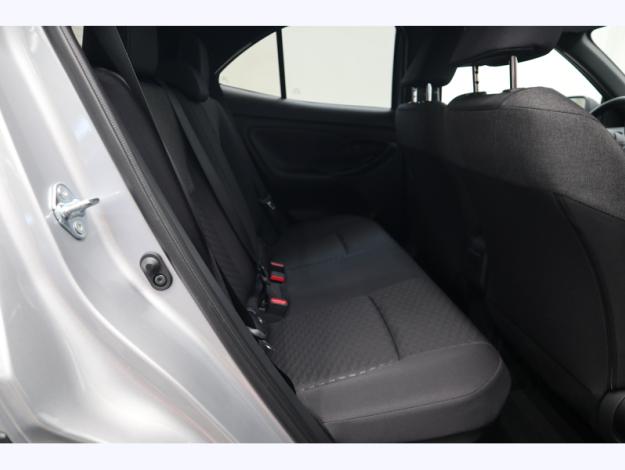 TOYOTA Yaris Cross Hybrid 2WD Design   