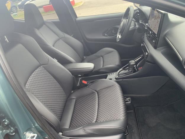 TOYOTA Yaris Hybride 130h Collection  