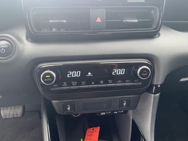 TOYOTA Yaris Hybride 130h Collection  