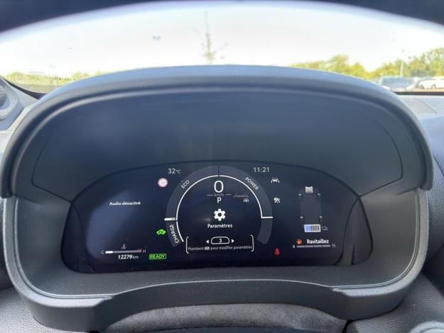 TOYOTA Yaris Cross 1.5 HYBRID 130H PREMIERE   