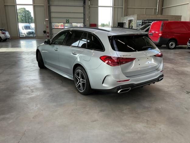 MERCEDES-BENZ C 300 de 4MATIC Break  