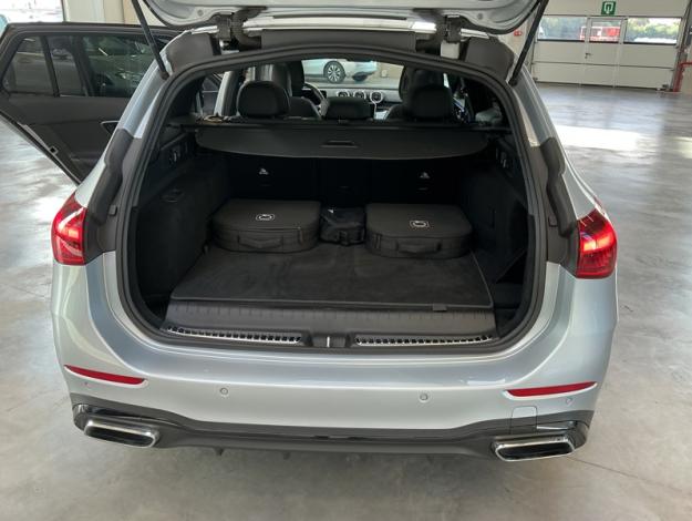 MERCEDES-BENZ C 300 de 4MATIC Break  