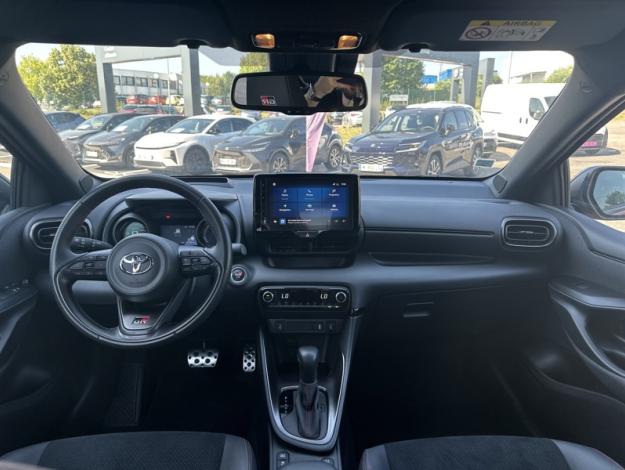 TOYOTA Yaris Hybride 116h GR SPORT  