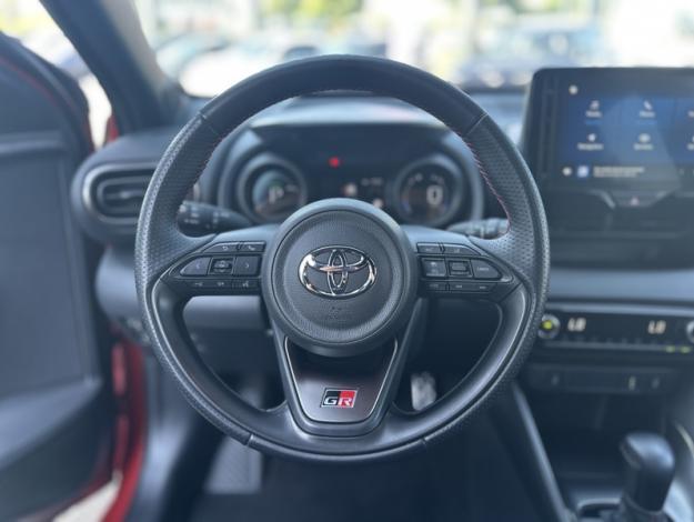 TOYOTA Yaris Hybride 116h GR SPORT  