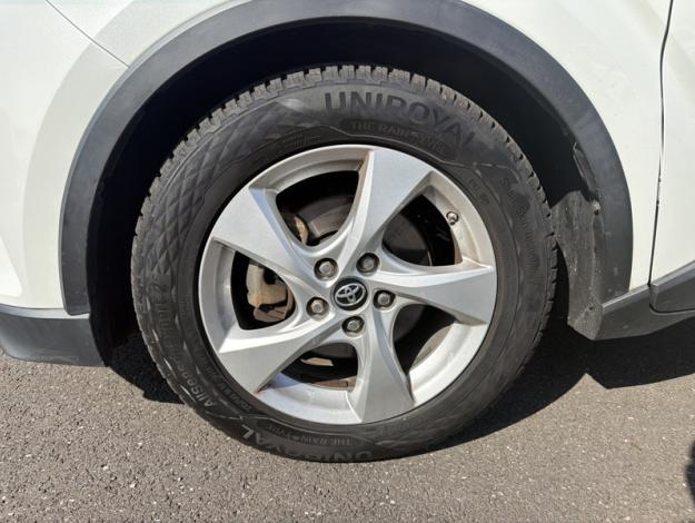 TOYOTA C-HR 1.8 HYBRIDE 122 DYNAMIC  1.8 122 ch 