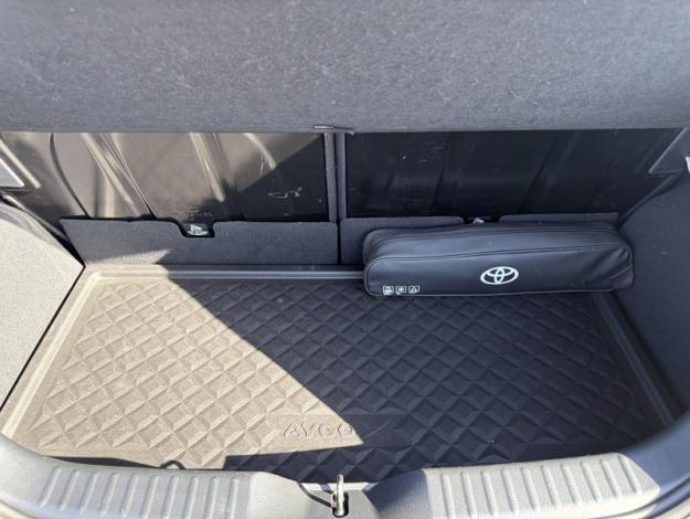 TOYOTA Aygo X 1.0 VVT-i 72 Collection   