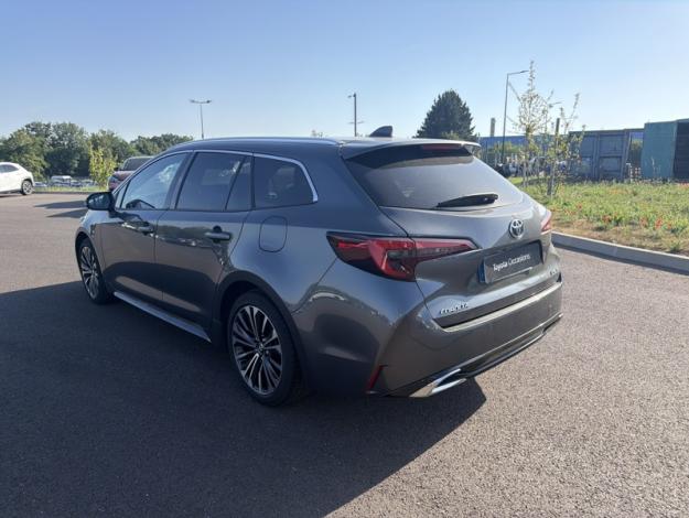 TOYOTA Corolla Touring Sports Hybride 2.0L Design  