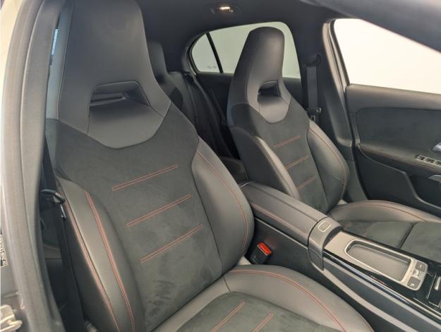 MERCEDES-BENZ Classe A 180 d AMG Line  