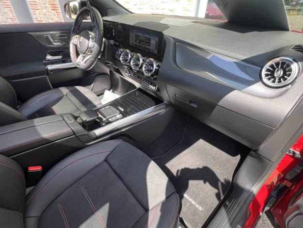 MERCEDES-BENZ GLA 200 d AMG Line  
